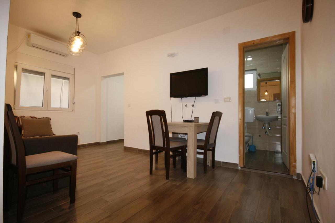 Apartmani Srdanovic Тиват Екстер'єр фото