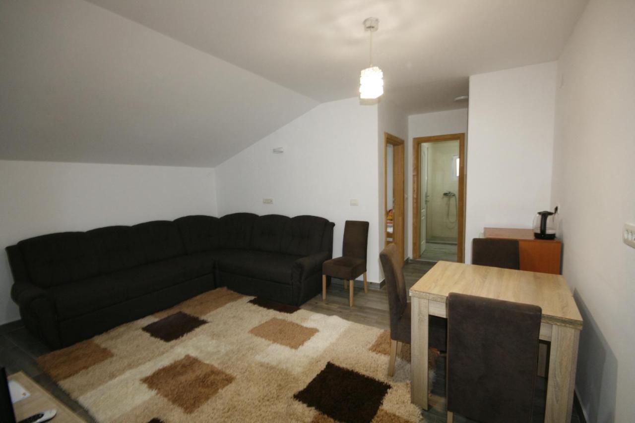 Apartmani Srdanovic Тиват Екстер'єр фото